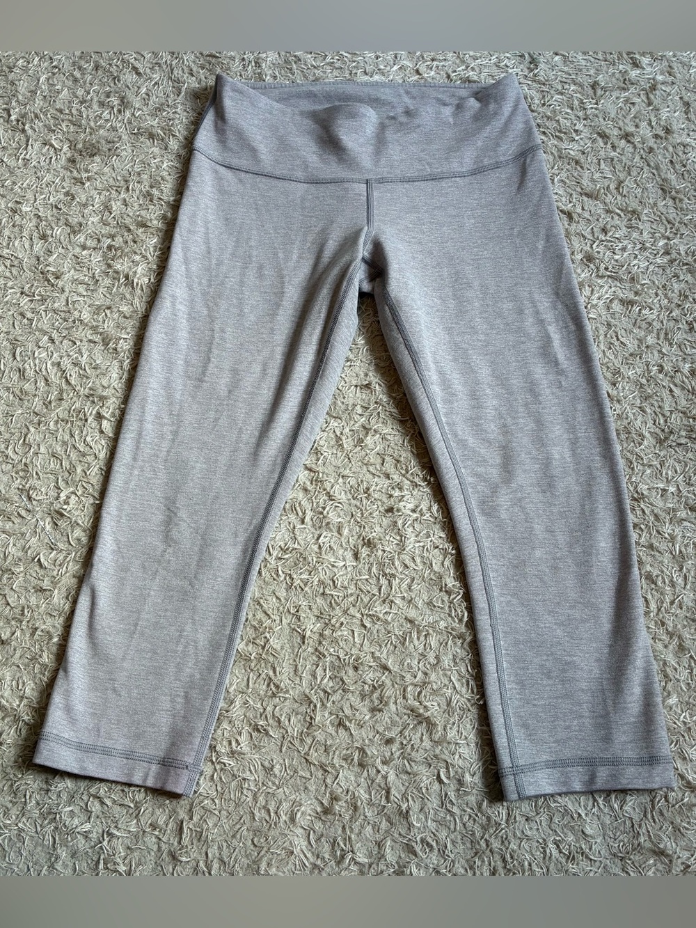 Lululemon Grey Capri Tights Size 8
